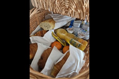 Ajoutez le Petit déjeuner pour 4 personnes supplémentaires